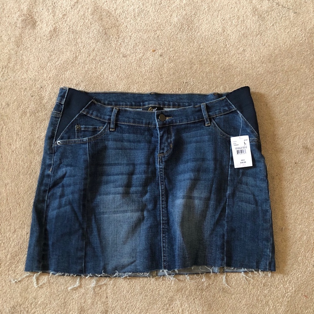 Denim maternity skirt from Pea in the pod